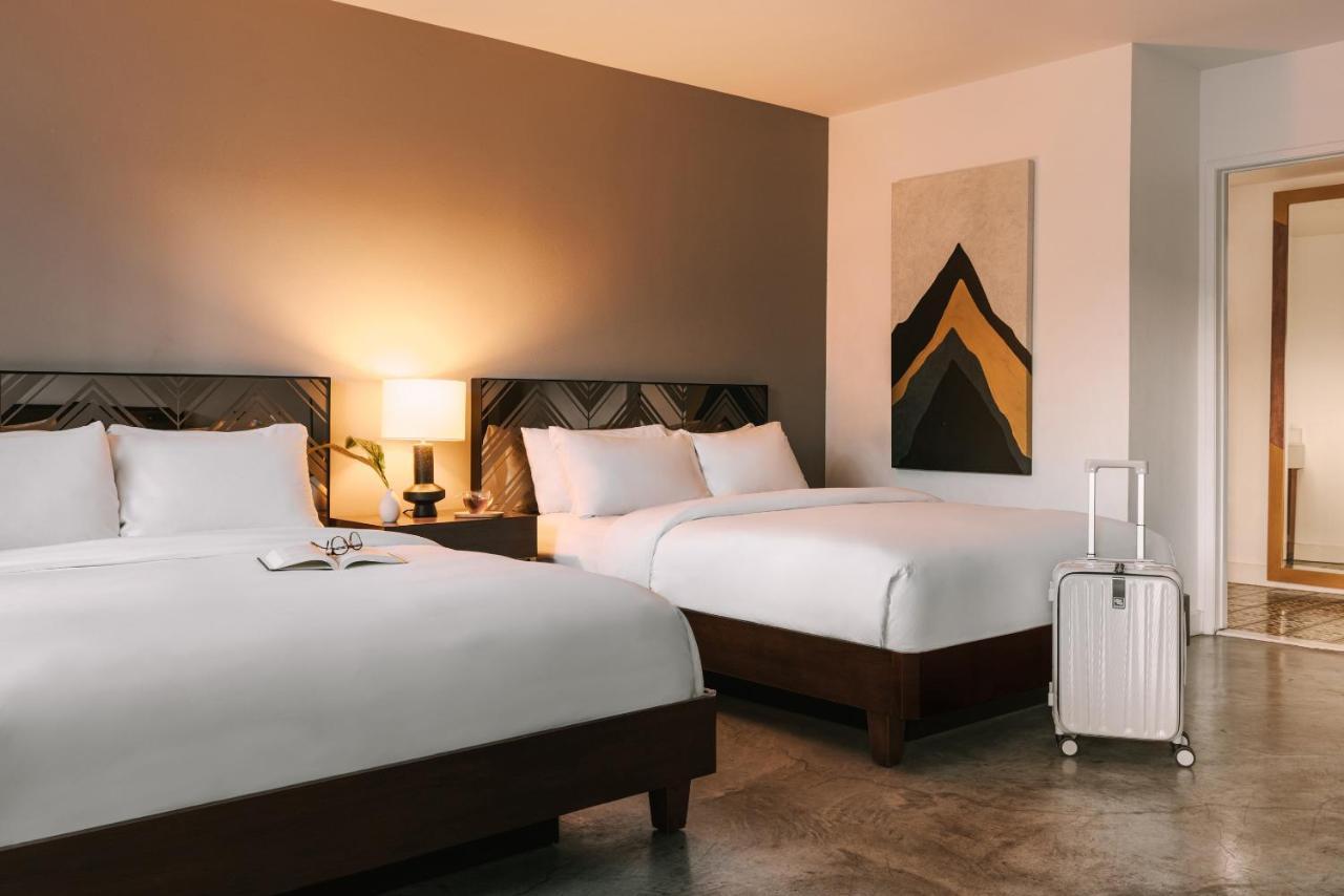 The V Powered By Sonder Hotel Palm Springs Phòng bức ảnh
